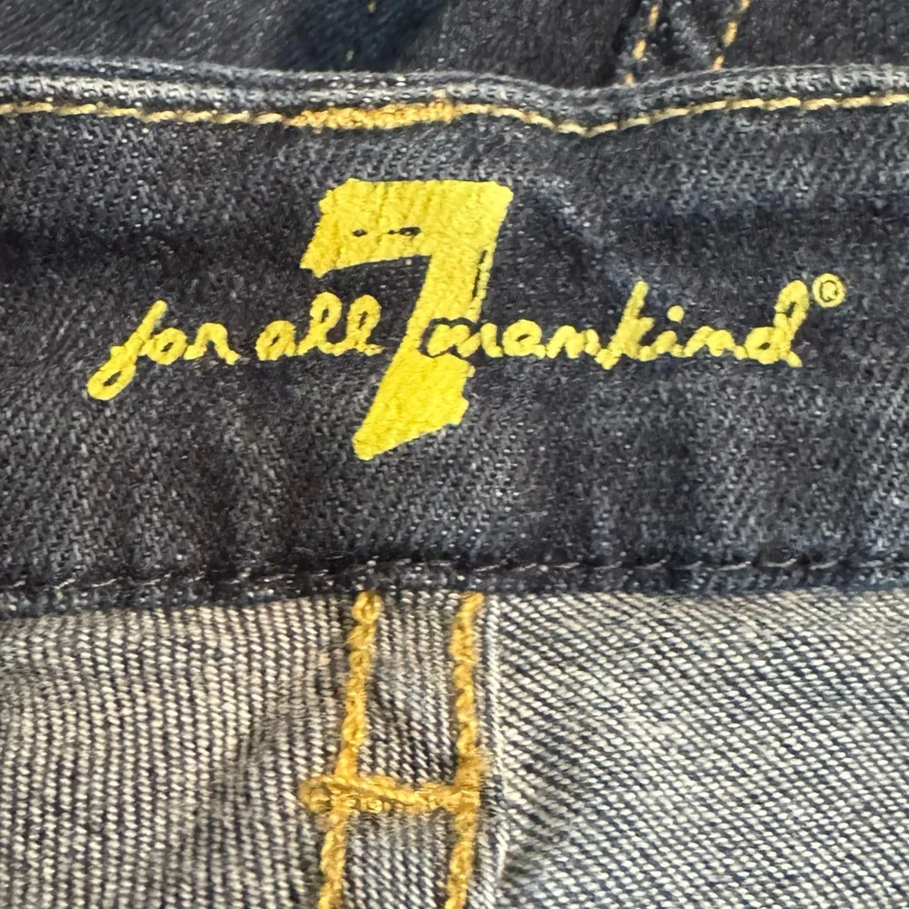 MADEWELL 7 KIMMIE CROP JEANS IN DARK RINSE INDIGO - Picture 6 of 12